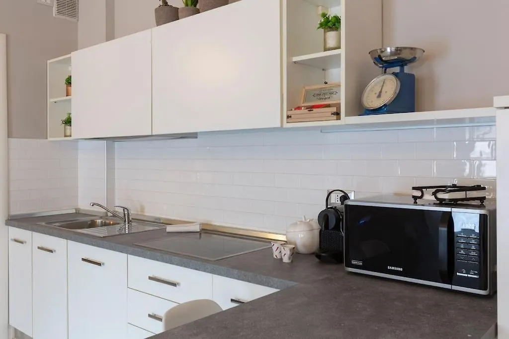 My Charming Apartments Ai Navigli-Vigevano Suite Mailand Italien