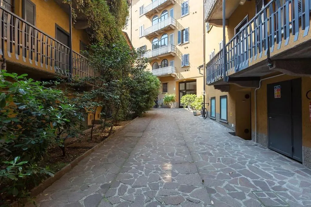 My Charming Apartments Ai Navigli-Vigevano Suite Milano 0*,  Italia